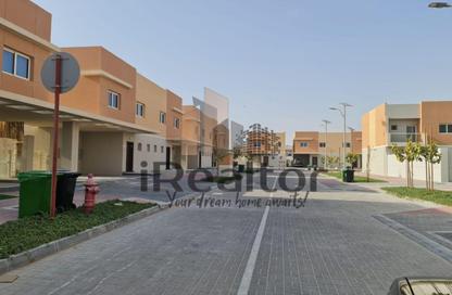 Townhouse - 3 Bedrooms - 3 Bathrooms for rent in Manazel Al Reef 2 - Al Samha - Abu Dhabi
