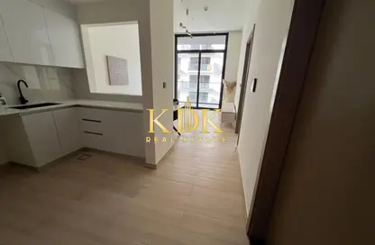 شقة - غرفة نوم - 2 حمامات للايجار في بن غاطي لونا - الضاحية 12 - قرية جميرا الدائرية - دبي