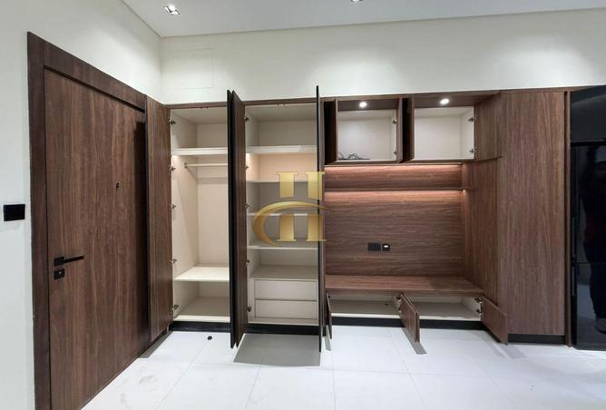 77371327 - صورة العقار 2