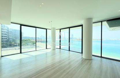 Apartment - 3 - 4 for sale in Luce - The Crescent - Palm Jumeirah - Dubai
