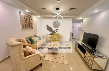 Apartment - 2 Bedrooms - 2 Bathrooms for rent in Beach Tower 2 - Al Khan Lagoon - Al Khan - Sharjah