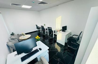 Office Space - Studio - 1 for rent in Fatima Mohammad Ahmad Bin Suleiman Building - Al Raffa - Bur Dubai - Dubai