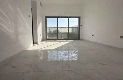 شقة - غرفة نوم - 2 حمامات للايجار في الجرف 3 - الجرف - عجمان وسط المدينة - عجمان شقة - غرفة نوم - 2 حمامات للايجار في الجرف 3 - الجرف - عجمان وسط المدينة - عجمان