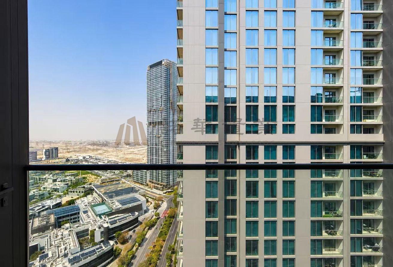 Furnished 2BR | High-Floor | Vacant photo 3