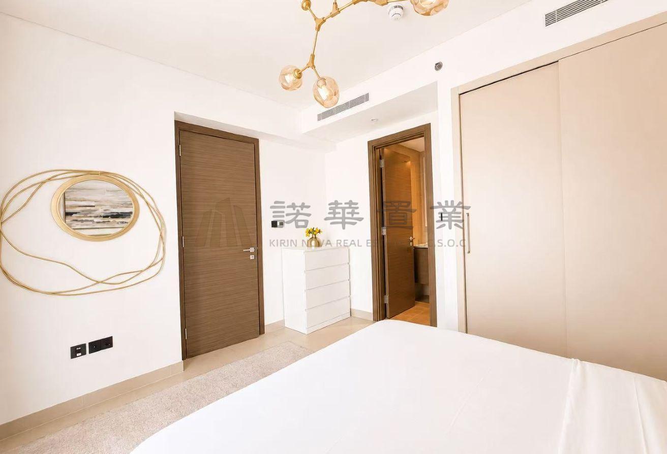 Furnished 2BR | High-Floor | Vacant photo 9