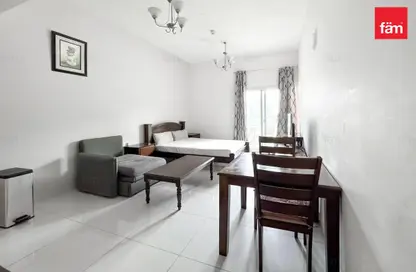 شقة - 1 حمام للايجار في مساكن النخبة رقم 2 - مساكن النخبة الرياضية - مدينة دبي الرياضية - دبي