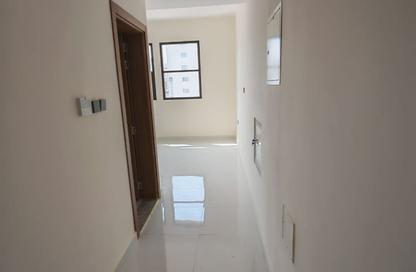 Apartment - Studio - 1 for rent in Al Jurf 3 - Al Jurf - Ajman Apartment - Studio - 1 for rent in Al Jurf 3 - Al Jurf - Ajman