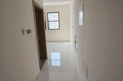 Apartment - 1 Bathroom for rent in Al Jurf 3 - Al Jurf - Ajman