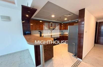 Apartment - 2 Bedrooms - 3 Bathrooms for rent in Opal Tower Marina - Dubai Marina - Dubai