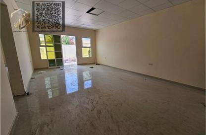 Villa - 4 - 4 for rent in Al Jazzat - Al Riqqa - Sharjah