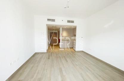 Apartment - Studio - 1 for rent in Waters Edge - Yas Island - Abu Dhabi