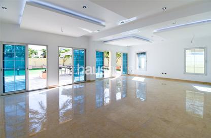 Villa - 5 Bedrooms - 4 Bathrooms for rent in Arabian Villas - District 8 - Jumeirah Village Triangle - Dubai