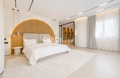 Villa - 5 Bedrooms - 6 Bathrooms for sale in The Meadows Village - Meadows - Dubai