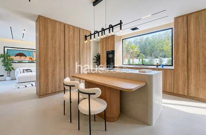 Villa - 5 Bedrooms - 6 Bathrooms for sale in The Meadows Village - Meadows - Dubai Villa - 5 Bedrooms - 6 Bathrooms for sale in The Meadows Village - Meadows - Dubai