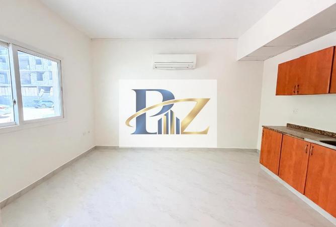 STUDIO RENT PRIME LOCATION MUWALIEH GALAXY ROAD