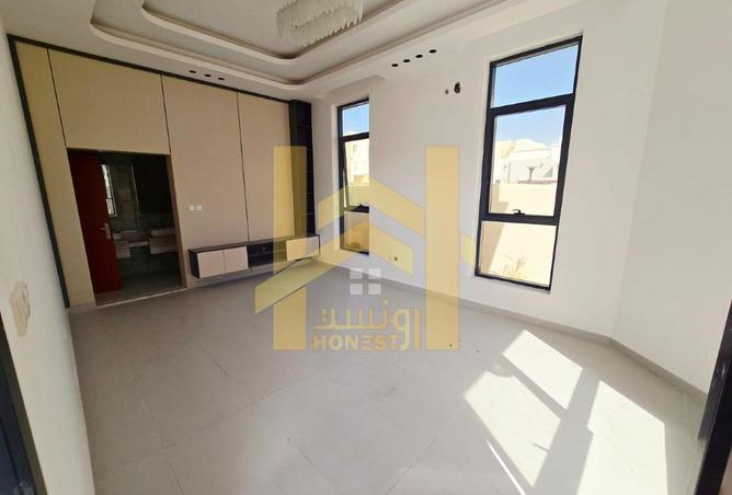 72723512 - Property Image 3