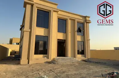Villa - 5 Bedrooms - 6 Bathrooms for rent in Al Aweer 1 - Al Aweer - Dubai
