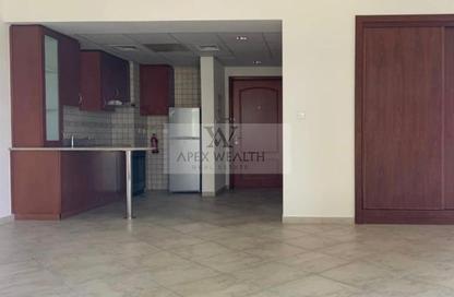 Apartment - Studio - 1 for rent in Barton House 1 - Barton House - Motor City - Dubai