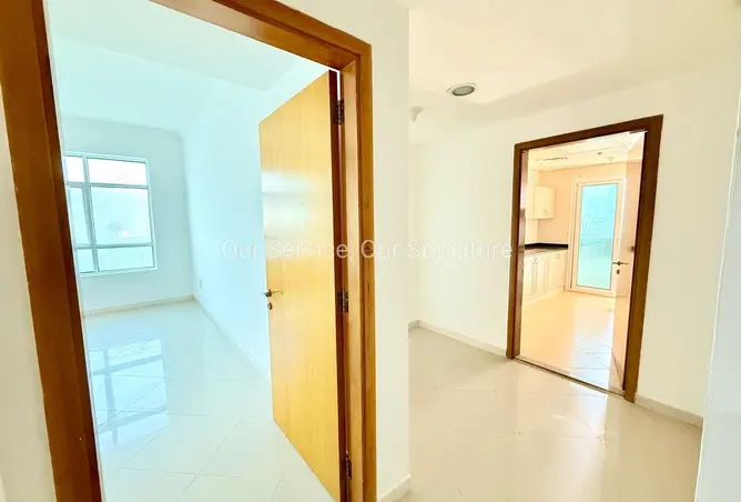 162811028 - Property Image 3