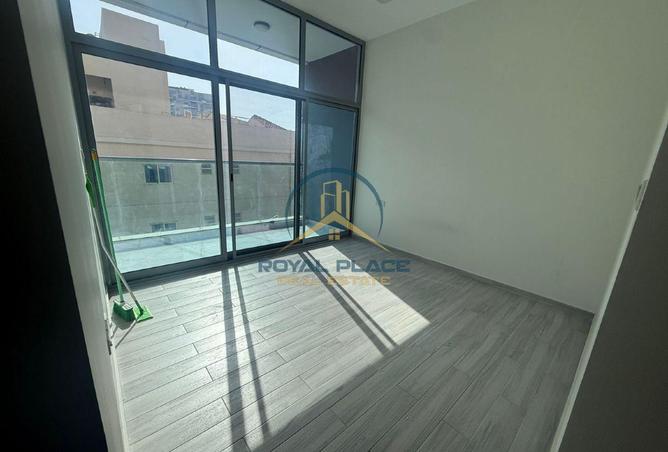 82809667 - Property Image 2