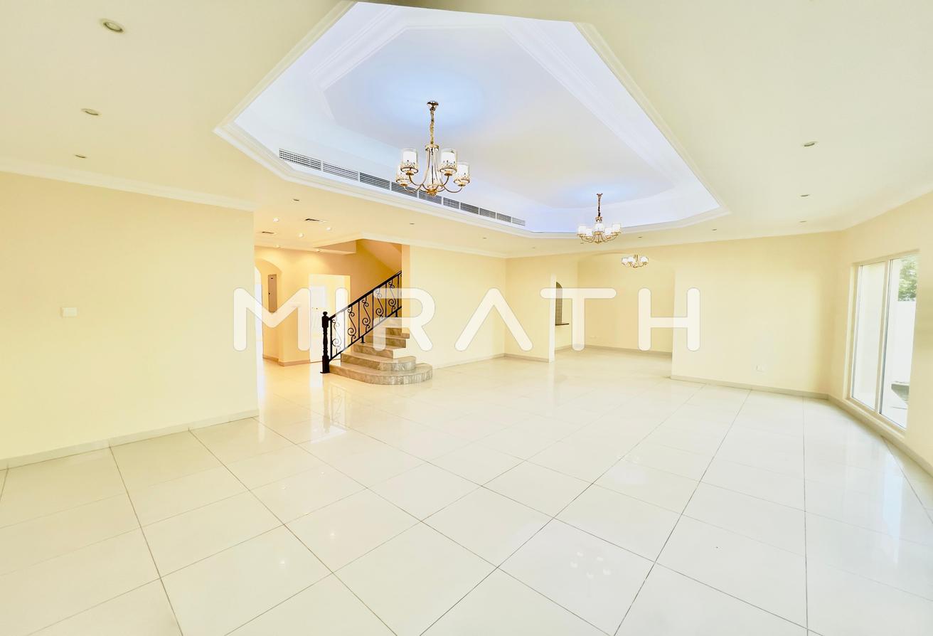 Upgraded Villa | Close to DAA | Pool and Gym photo 6
