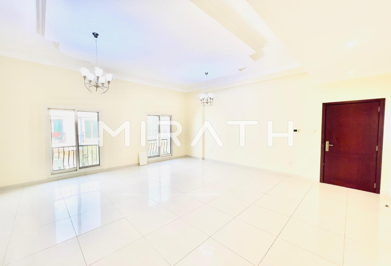 Upgraded Villa | Close to DAA | Pool and Gym photo 12