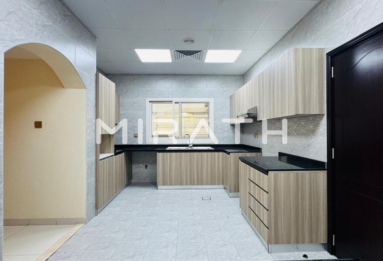 Upgraded Villa | Close to DAA | Pool and Gym photo 10