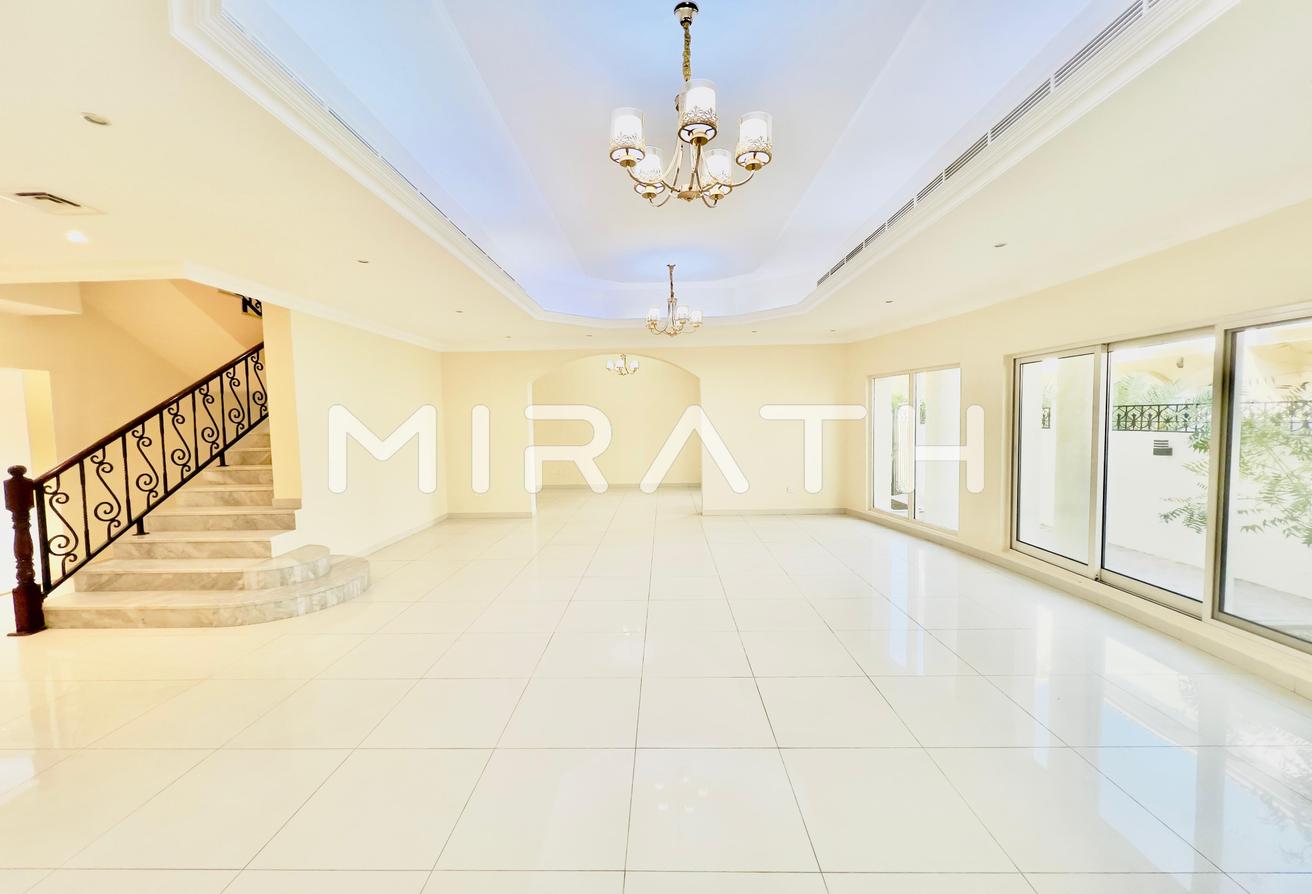Upgraded Villa | Close to DAA | Pool and Gym photo 5