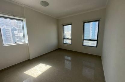 Apartment - 2 - 3 for rent in Capital Tower - Al Majaz - Sharjah