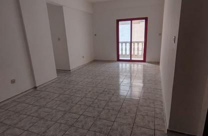 Apartment - 2 Bedrooms - 2 Bathrooms for rent in Jamal Abdul Nasser Street - Al Majaz - Sharjah