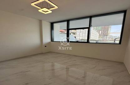 Apartment - 1 - 2 for rent in Samana Miami - District 14 - Jumeirah Village Circle - Dubai