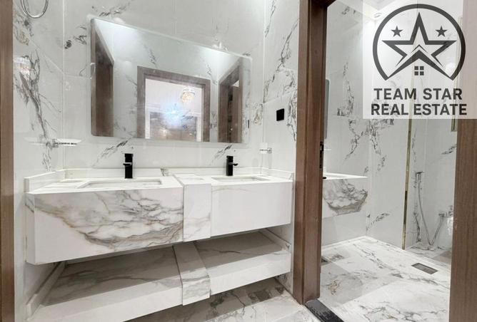 79385083 - Property Image 3