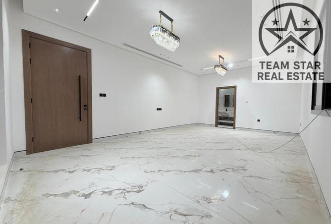 79385083 - Property Image 2