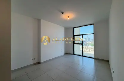Apartment - 1 Bedroom - 2 Bathrooms for rent in Rabdan Building - Motor City - Dubai