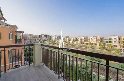 Villa - 4 Bedrooms - 5 Bathrooms for rent in Jumeirah 1 Villas - Jumeirah 1 - Jumeirah - Dubai Villa - 4 Bedrooms - 5 Bathrooms for rent in Jumeirah 1 Villas - Jumeirah 1 - Jumeirah - Dubai