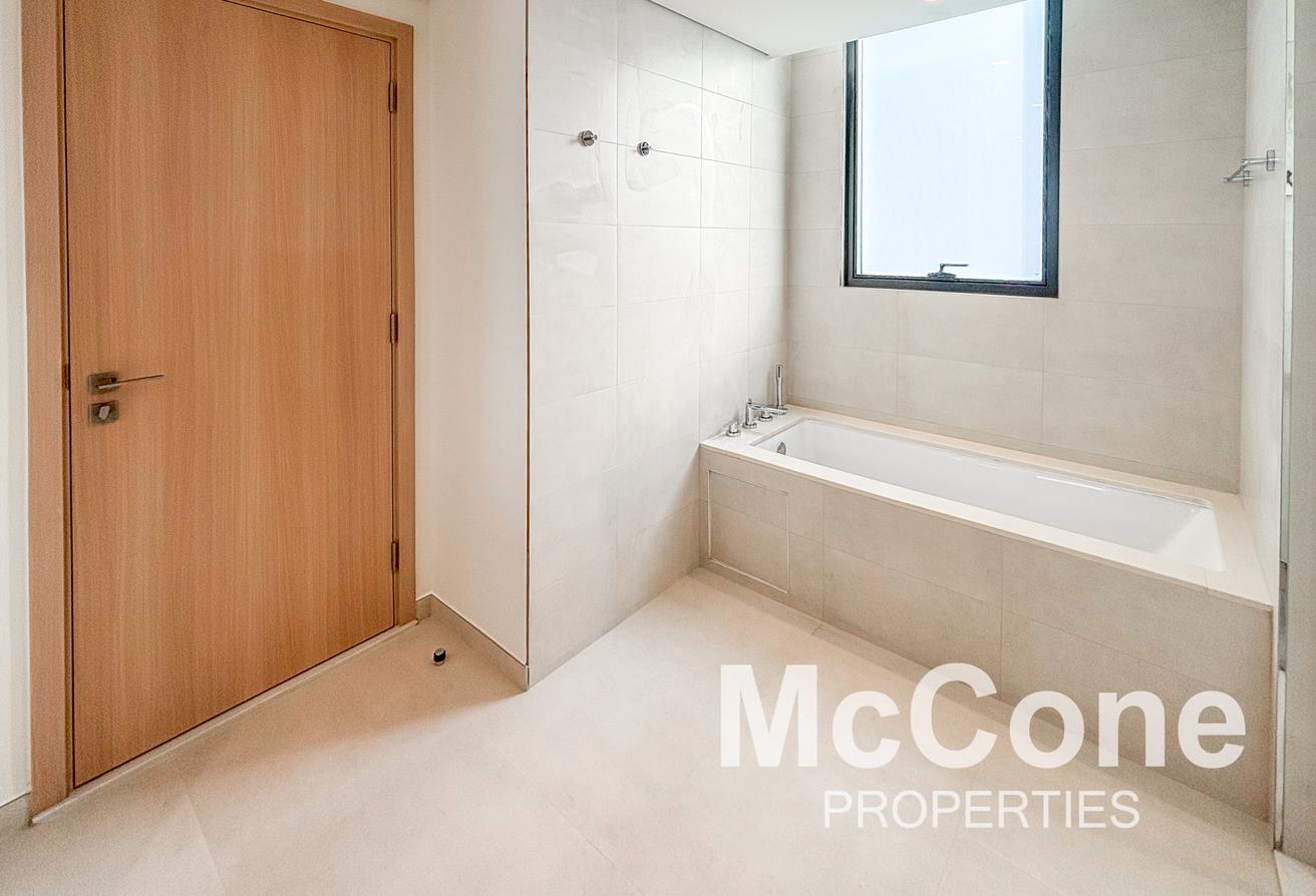 Private Pool & BBQ Area | Landscaped | Park View photo 17