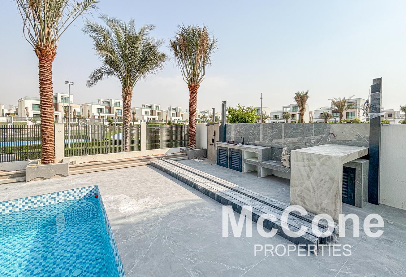 Private Pool & BBQ Area | Landscaped | Park View photo 24