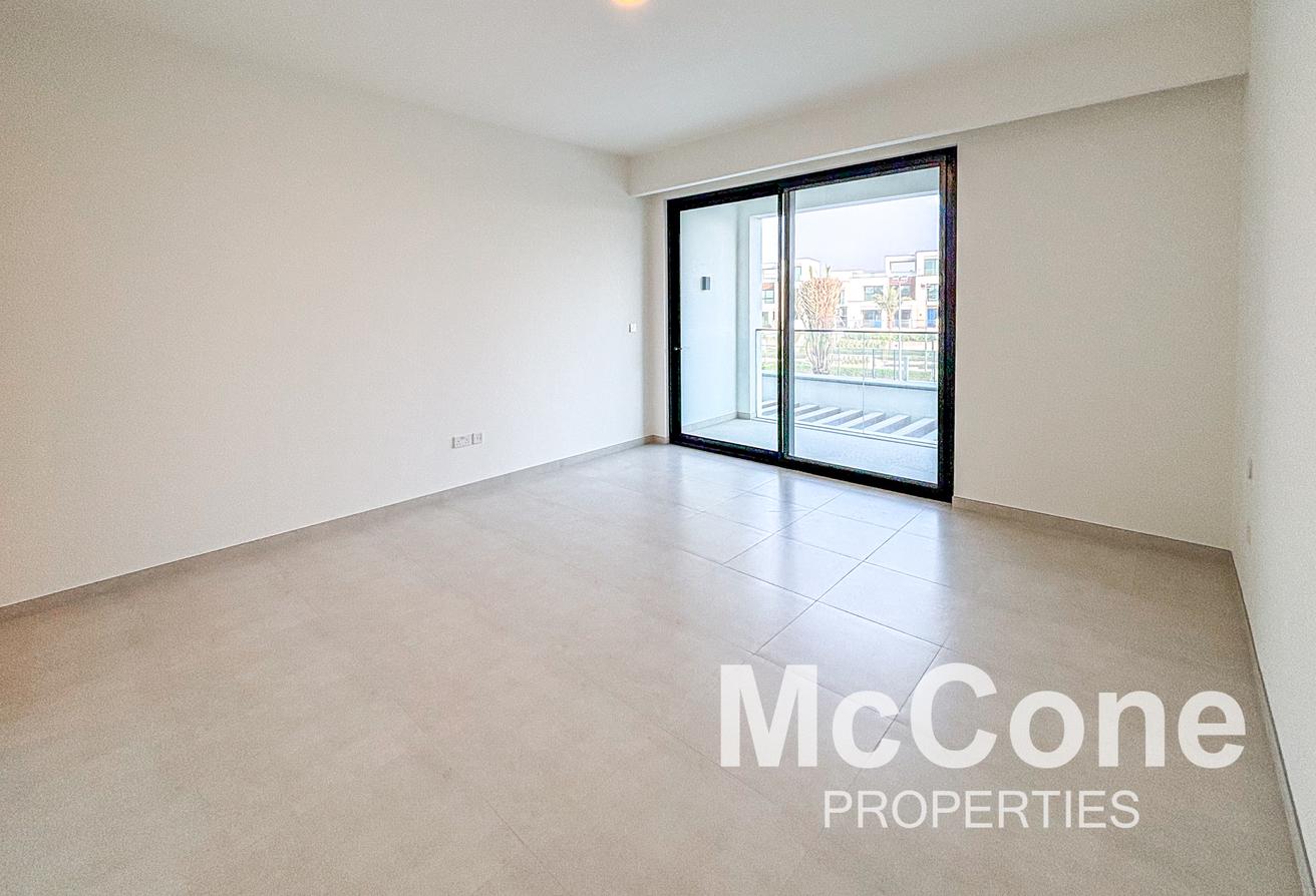 Private Pool & BBQ Area | Landscaped | Park View photo 7