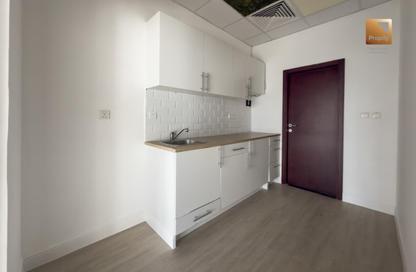 Office Space - Studio - 1 Bathroom for rent in The Prime Tower - Business Bay - Dubai Office Space - Studio - 1 Bathroom for rent in The Prime Tower - Business Bay - Dubai