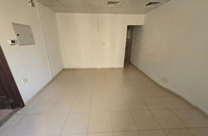 Apartment - Studio - 1 for rent in Fire Station Road - Muwaileh - Sharjah