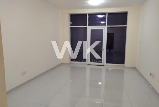 74623012 - Property Image 3