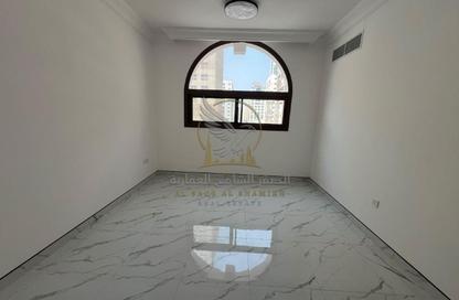 Apartment - 1 - 2 for rent in Al Mahatta - Al Qasimia - Sharjah