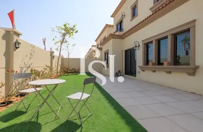 Villa - 6 Bedrooms - 7 Bathrooms for sale in Bloom Living - Zayed City (Khalifa City C) - Khalifa City - Abu Dhabi