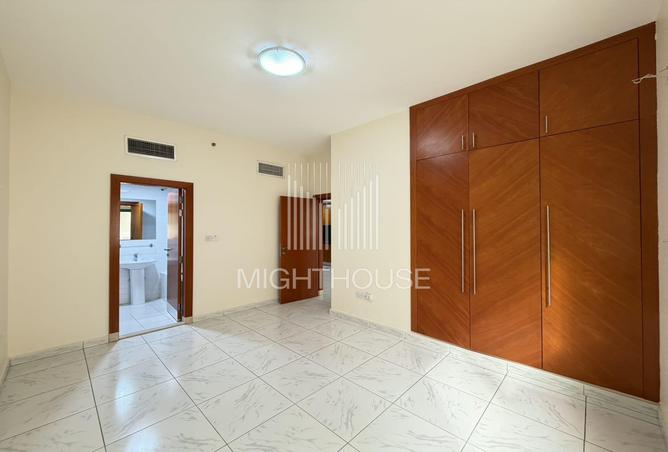 123822395 - Property Image 2