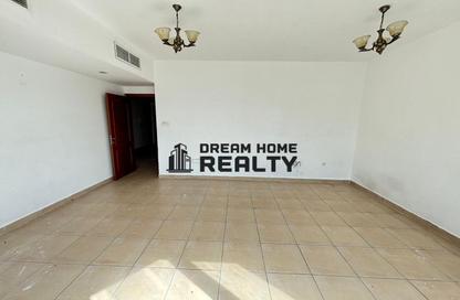 Apartment - 1 Bedroom - 2 Bathrooms for rent in Dar Al Majaz - Jamal Abdul Nasser Street - Al Majaz - Sharjah Apartment - 1 Bedroom - 2 Bathrooms for rent in Dar Al Majaz - Jamal Abdul Nasser Street - Al Majaz - Sharjah