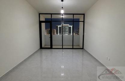 Apartment - 1 Bedroom - 2 Bathrooms for rent in Muwaileh 29 Building - Muwaileh - Sharjah