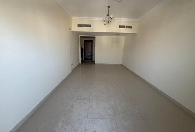 60544367 - Property Image 3