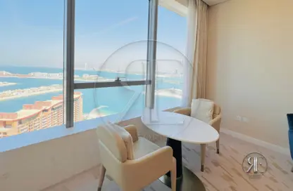 Apartment - Studio - 1 Bathroom for rent in The Palm Tower - Palm Jumeirah - Dubai
