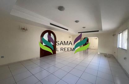 Villa - 5 Bedrooms - 5 Bathrooms for rent in Al Manara - Dubai Villa - 5 Bedrooms - 5 Bathrooms for rent in Al Manara - Dubai