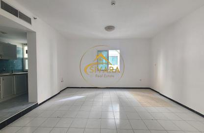 Apartment - Studio - 1 Bathroom for rent in Abu Shagara building - Abu shagara - Sharjah